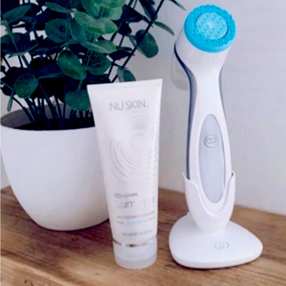 Nuskin Lumispa Ageloc device